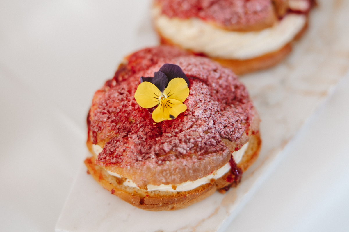 Biscoff og hindberja ostaköku bolla