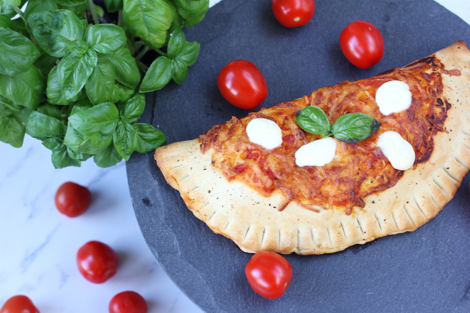 Calzone pizza