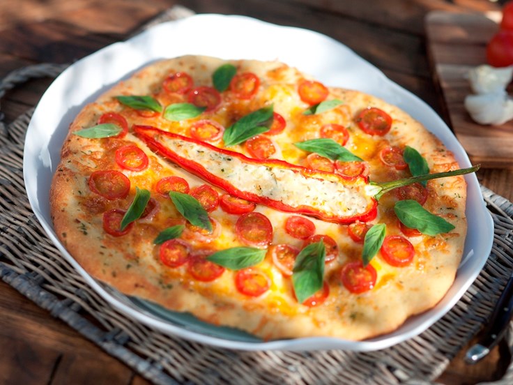 Föstudagur - Tómatapizza með rjómaostafylltri papriku