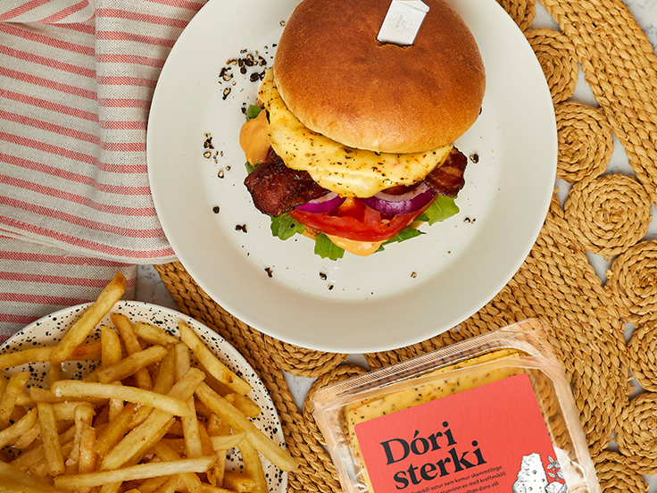 Föstudagur – Djúsí borgari með Dóra sterka