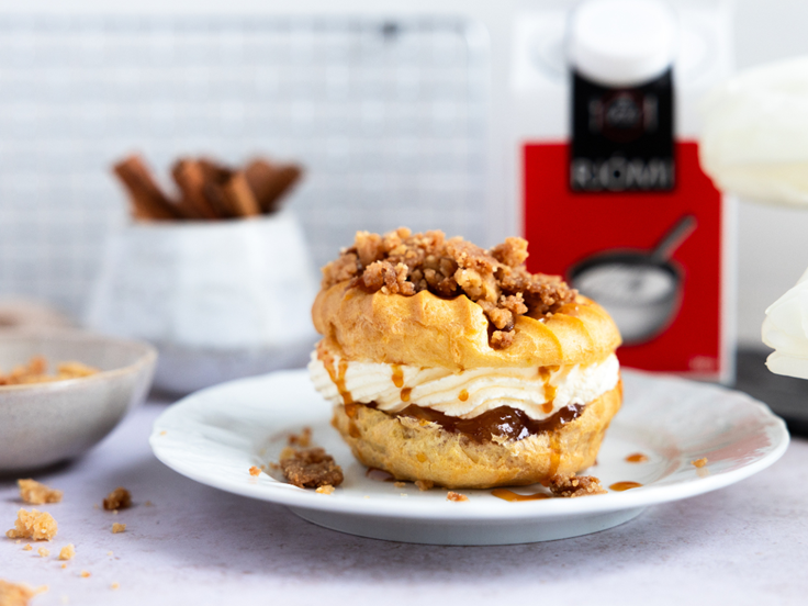 Laugardagur – Epla og kanil bollur