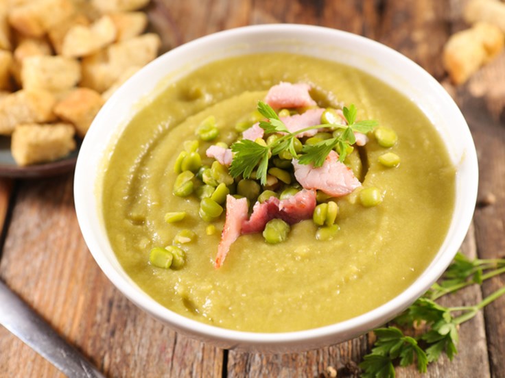 Þriðjudagur - Græn baunasúpa með beikonbitum