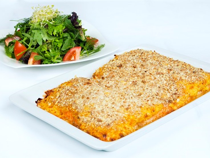 Mánudagur – Ofnbakaður lax með sýrðum rjóma og sinnepi