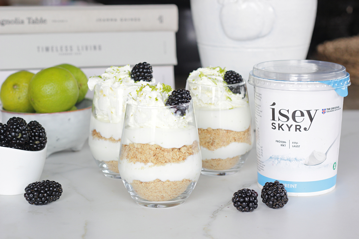 Ísey skyr með límónu og berjum