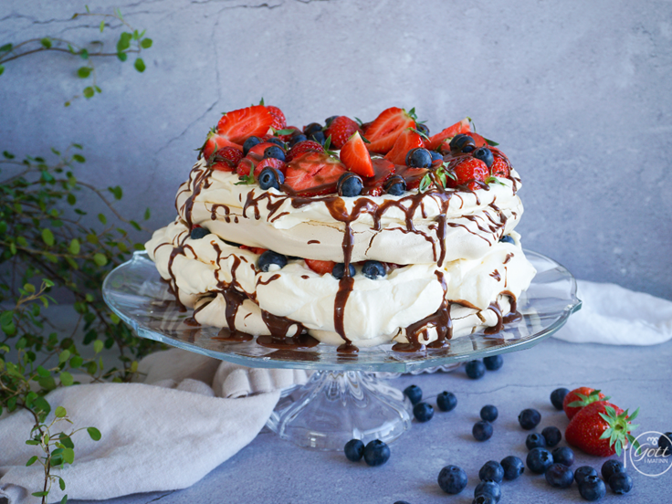 Sunnudagur – Íslenska sumartertan