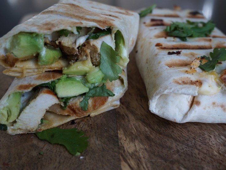 Miðvikudagur – Kjúklinga burrito með avocado og osti