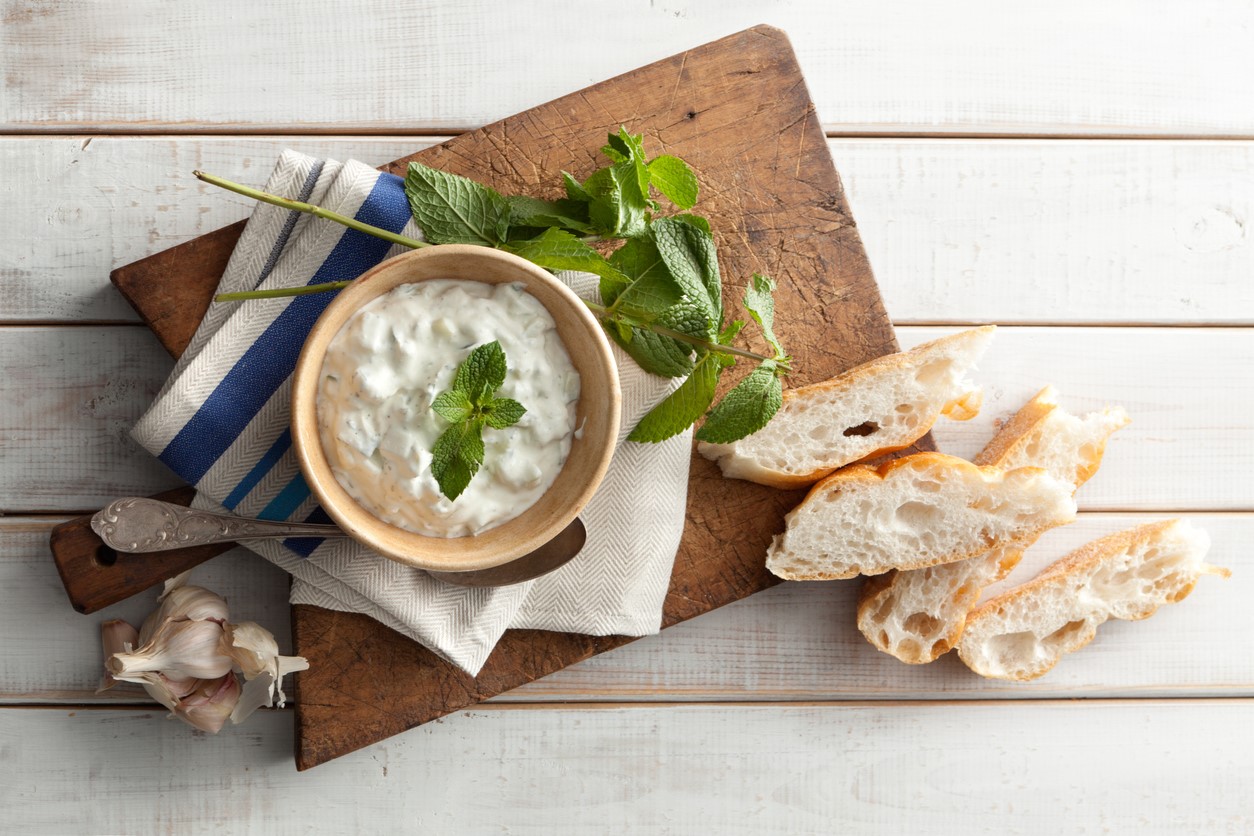 Köld feta-tzatziki-sósa