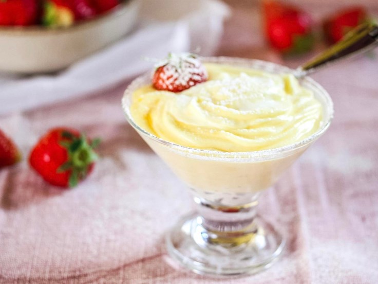 Sunnudagur – Ómótstæðilegur lemon curd búðingur