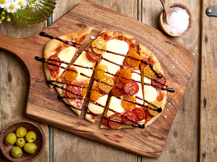 Föstudagur - Margarita flatbrauð með mozzarella