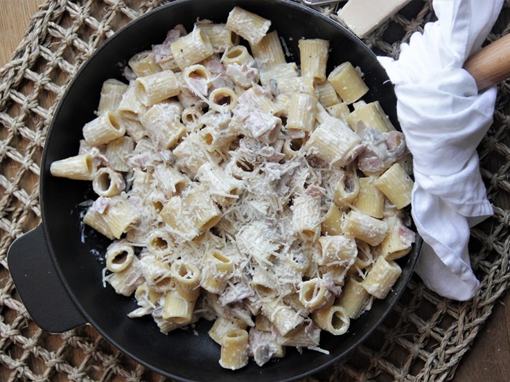 Fimmtudagur – Gómsætt skinkupasta