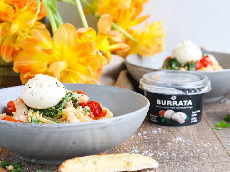 Þriðjudagur - Sítrónu spagettí með humri og burrata