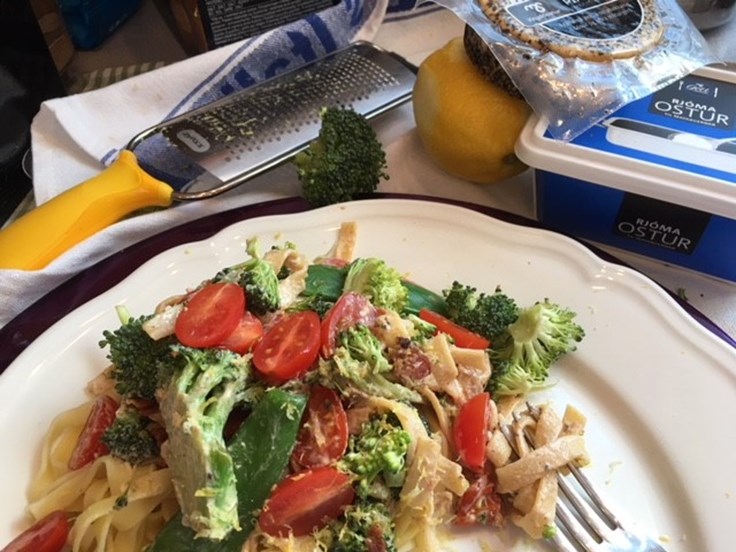 Þriðjudagur - Tagliatelle með kjúklinga- og beikonbitum